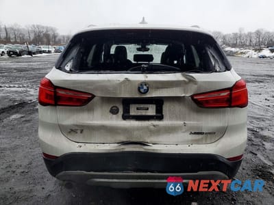 Zdjęcie 6 z 13 samochodu: 2018 BMW X1 XDRIVE28I VIN:WBXHT3C34J5L34055 - miniatura