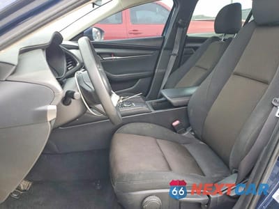 Zdjęcie 7 z 12 samochodu: 2019 MAZDA 3 VIN:3MZBPABLXKM113548 - miniatura