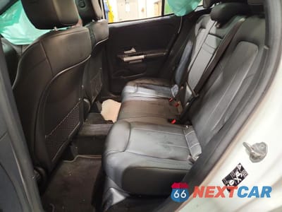 Zdjęcie 11 z 13 samochodu: 2022 MERCEDES-BENZ GLA 250 4MATIC VIN:W1N4N4HB2NJ409448 - miniatura