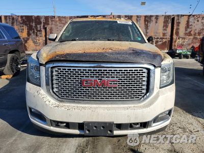 Piąte zdjęcie samochodu w środku: 2016 GMC YUKON DENALI VIN:1GKS2CKJ3GR337489 - miniatura