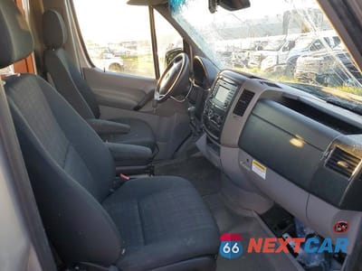 Piąte zdjęcie samochodu w środku: 2017MERCEDES-BENZ SPRINTER 2500 RV VIN:WDAPE7CD4HP374561 - miniatura