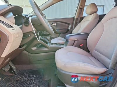 Zdjęcie 7 z 12 samochodu: 2011 HYUNDAI TUCSON GL VIN:KM8JT3AB3BU120105 - miniatura