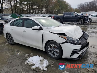 Czwarte zdjęcie samochodu z boku: 2019 KIA FORTE FE VIN:3KPF24AD7KE099391 - miniatura