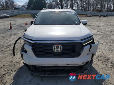Piąte zdjęcie samochodu w środku: 2024 HONDA PILOT VIN:5FNYG1H79RB036208 - miniatura