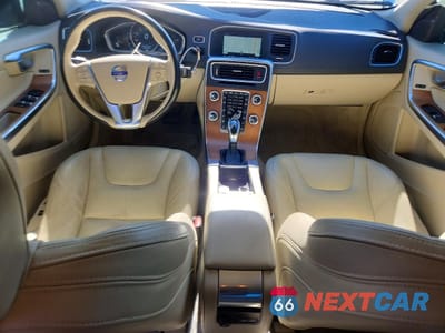 Zdjęcie 8 z 13 samochodu: 2016 VOLVO S60 PLATINUM VIN:LYV402FM6GB097130 - miniatura