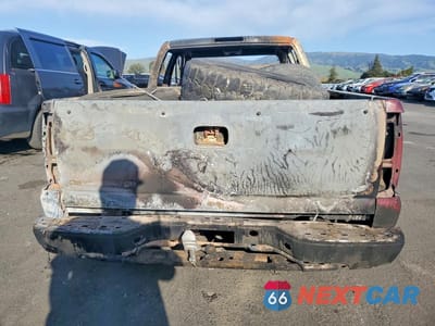 Zdjęcie 6 z 11 samochodu: 2004 CHEV SILVERADO VIN:1GCEC19V64Z327781 - miniatura