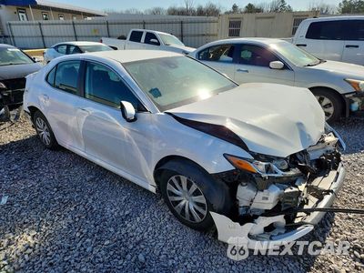Czwarte zdjęcie samochodu z boku: 2022 TOYOTA CAMRY LE VIN:4T1C31AK9NU035836 - miniatura