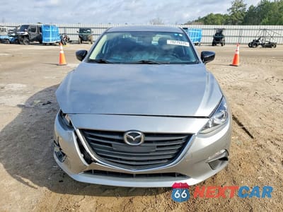 Piąte zdjęcie samochodu w środku: 2015 MAZDA 3 SV VIN:JM1BM1T70F1269520 - miniatura