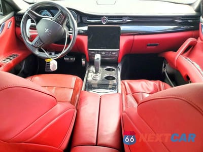 Zdjęcie 8 z 11 samochodu: 2022 MASERATI QUATTROPORTE MODENA VIN:ZAM56YPM2NX393148 - miniatura