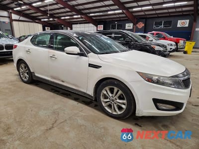 Czwarte zdjęcie samochodu z boku: 2013 KIA OPTIMA EX VIN:5XXGN4A72DG245325 - miniatura