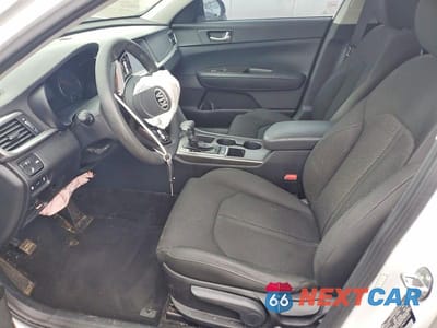 Zdjęcie 7 z 12 samochodu: 2019 KIA OPTIMA LX VIN:5XXGT4L32KG351562 - miniatura