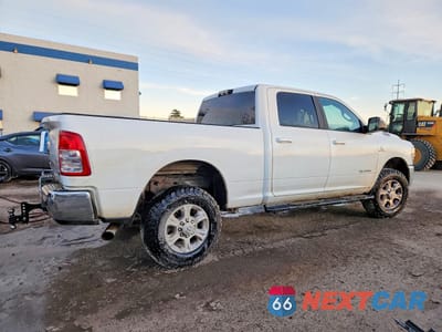 Trzecie zdjęcie samochodu z tyłu: 2022 RAM 2500 VIN:3C6UR5DL4NG191117 - miniatura