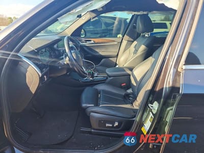 Zdjęcie 7 z 13 samochodu: 2019 BMW X3 SDRIVE30I VIN:5UXTR7C5XKLE97662 - miniatura