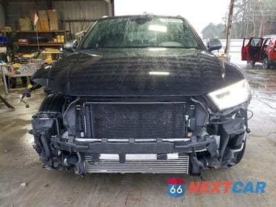 Piąte zdjęcie samochodu w środku: 2018 AUDI SQ5 PREMIUM PLUS VIN:WA1A4AFY5J2201081 - miniatura