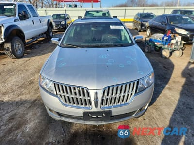 Piąte zdjęcie samochodu w środku: 2012 LINCOLN MKZ VIN:3LNHL2JC4CR824341 - miniatura