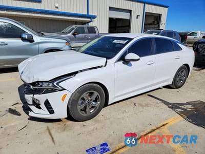 2021 KIA K5 LXS 5XXG14J21MG041096 - główne zdjęcie licytacji z USA - miniatura