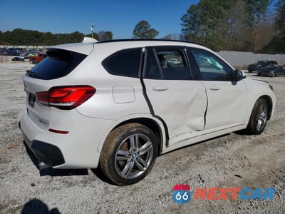 Trzecie zdjęcie samochodu z tyłu: 2020 BMW X1 XDRIVE28I VIN:WBXJG9C04L5R36715 - miniatura