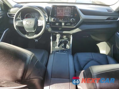 Zdjęcie 8 z 12 samochodu: 2020 TOYOTA HIGHLANDER L VIN:5TDCZRAH4LS020927 - miniatura