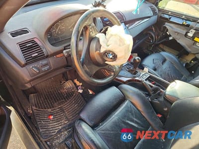 Zdjęcie 8 z 12 samochodu: 2005 BMW X5 3.0I VIN:5UXFA13515LY06938 - miniatura