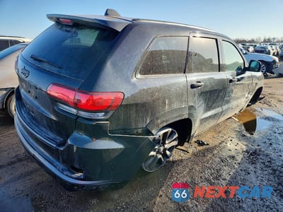 Trzecie zdjęcie samochodu z tyłu: 2018 JEEP GRAND CHEROKEE OVERLAND VIN:1C4RJFCG2JC227321 - miniatura