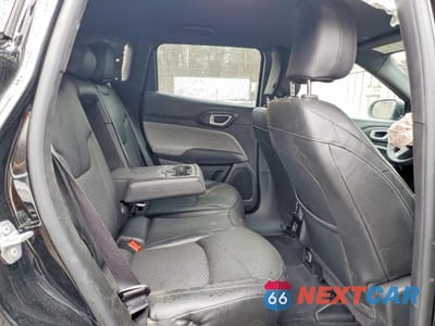 Zdjęcie 10 z 12 samochodu: 2025 JEEP COMPASS LATITUDE VIN:3C4NJDBN9ST581801 - miniatura