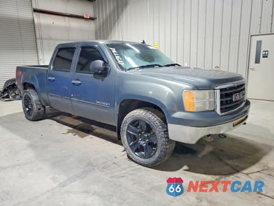 Czwarte zdjęcie samochodu z boku: 2011 GMC SIERRA K1500 SLE VIN:3GTP2VE39BG341453 - miniatura
