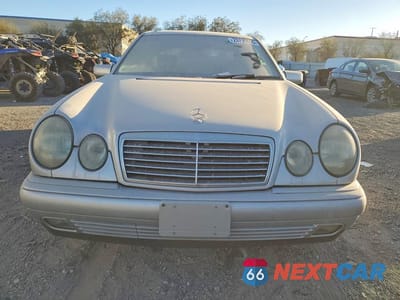 Piąte zdjęcie samochodu w środku: 1999 MERCEDES-BENZ E 320 VIN:WDBJF65H3XA858165 - miniatura