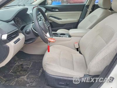 Zdjęcie 7 z 12 samochodu: 2019 NISSAN ALTIMA S VIN:1N4BL4BW4KC164433 - miniatura