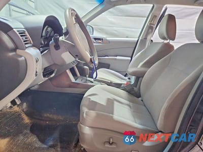 Zdjęcie 7 z 12 samochodu: 2011 SUBARU FORESTER 2.5X PREMIUM VIN:JF2SHADC5BH724008 - miniatura