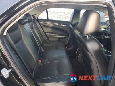 Zdjęcie 10 z 11 samochodu: 2018 CHRYSLER 300 LIMITED VIN:2C3CCAKG0JH177508 - miniatura