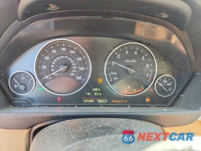 Zdjęcie 9 z 11 samochodu: 2015 BMW 328 I VIN:WBA3A5C56FP604065 - miniatura