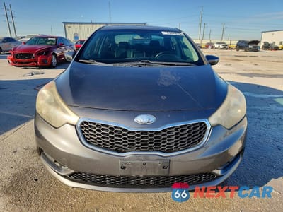 Piąte zdjęcie samochodu w środku: 2014 KIA FORTE EX VIN:KNAFZ4A8XE5104725 - miniatura