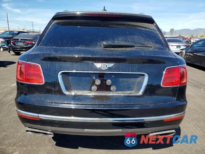 Zdjęcie 6 z 13 samochodu: 2017 BENTLEY BENTAYGA VIN:SJAAC2ZV6HC015085 - miniatura