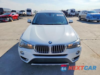 Piąte zdjęcie samochodu w środku: 2017 BMW X3 XDRIVE28I VIN:5UXWX9C55H0D97655 - miniatura