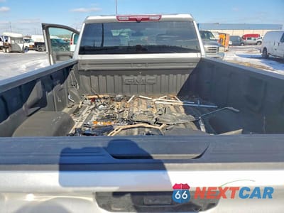 Zdjęcie 10 z 12 samochodu: 2022 GMC SIERRA K3500 VIN:1GT49SEY6NF104286 - miniatura