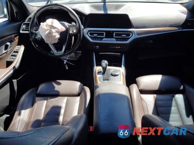 Zdjęcie 8 z 11 samochodu: 2019 BMW 330XI VIN:3MW5R7J52K8B01089 - miniatura