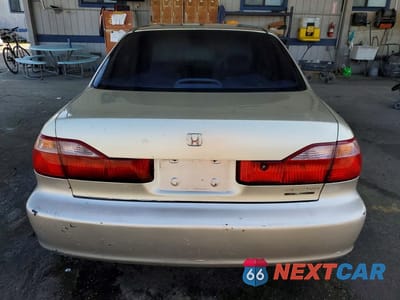 Zdjęcie 6 z 13 samochodu: 2000 HONDA ACCORD SE VIN:JHMCG6694YC016695 - miniatura