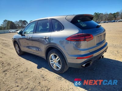 Drugie zdjęcie samochodu z przodu: 2016 PORSCHE CAYENNE VIN:WP1AA2A24GLA06646 - miniatura