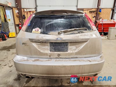 Zdjęcie 6 z 12 samochodu: 2002 FORD FOCUS SVT VIN:3FAHP39522R191119 - miniatura