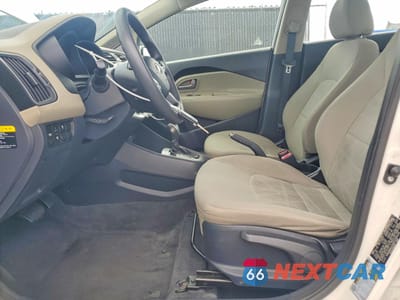 Zdjęcie 7 z 12 samochodu: 2016 KIA RIO LX VIN:KNADM4A38G6598526 - miniatura