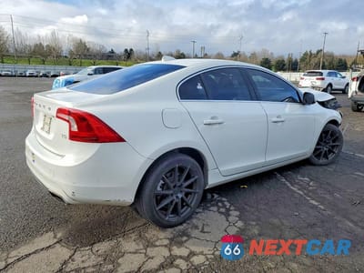Trzecie zdjęcie samochodu z tyłu: 2015 VOLVO S60 PREMIER+ VIN:YV140MFC0F1317929 - miniatura