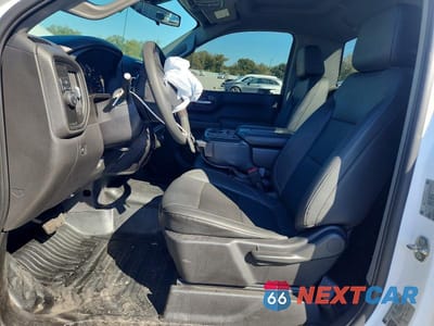 Zdjęcie 7 z 11 samochodu: 2021 CHEVROLET SILVERADO C1500 VIN:3GCNWAEH6MG170311 - miniatura