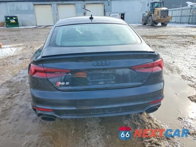 Zdjęcie 6 z 12 samochodu: 2019 AUDI RS5 VIN:WUACWCF51KA900521 - miniatura