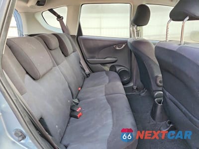 Zdjęcie 11 z 13 samochodu: 2011 HONDA FIT SPORT VIN:JHMGE8H58BC003761 - miniatura