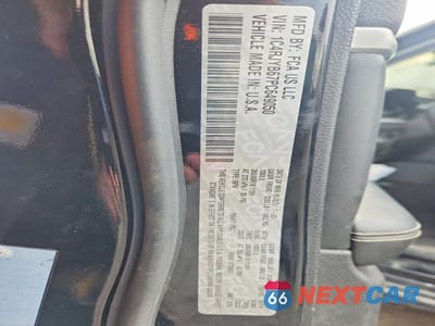 Zdjęcie 13 z 14 samochodu: 2023 JEEP GRAND CHEROKEE LIMITED 4XE VIN:1C4RJYB67PC649050 - miniatura