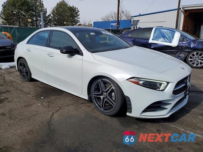 Czwarte zdjęcie samochodu z boku: 2021 MERCEDES-BENZ A 220 4MATIC VIN:W1K3G4FB8MJ286758 - miniatura