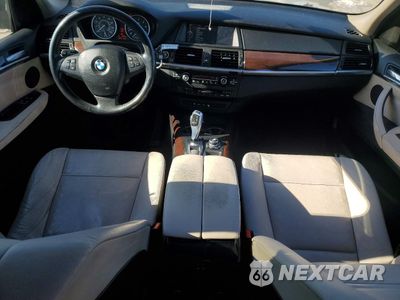 Zdjęcie 8 z 13 samochodu: 2011 BMW X5 XDRIVE35I VIN:5UXZV4C55BL738030 - miniatura