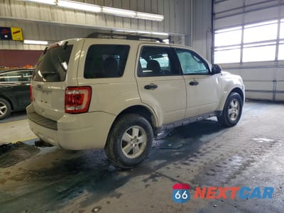 Trzecie zdjęcie samochodu z tyłu: 2010 FORD ESCAPE XLT VIN:1FMCU0D77AKC76105 - miniatura