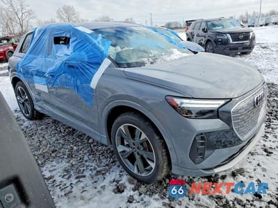 Czwarte zdjęcie samochodu z boku: 2022 AUDI Q4 E-TRON PREMIUM PLUS VIN:WA1H2BFZ4NP054134 - miniatura