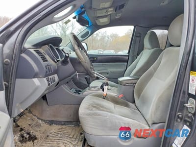 Zdjęcie 7 z 11 samochodu: 2010 TOYOTA TACOMA ACCESS CAB VIN:5TEUU4EN8AZ745386 - miniatura